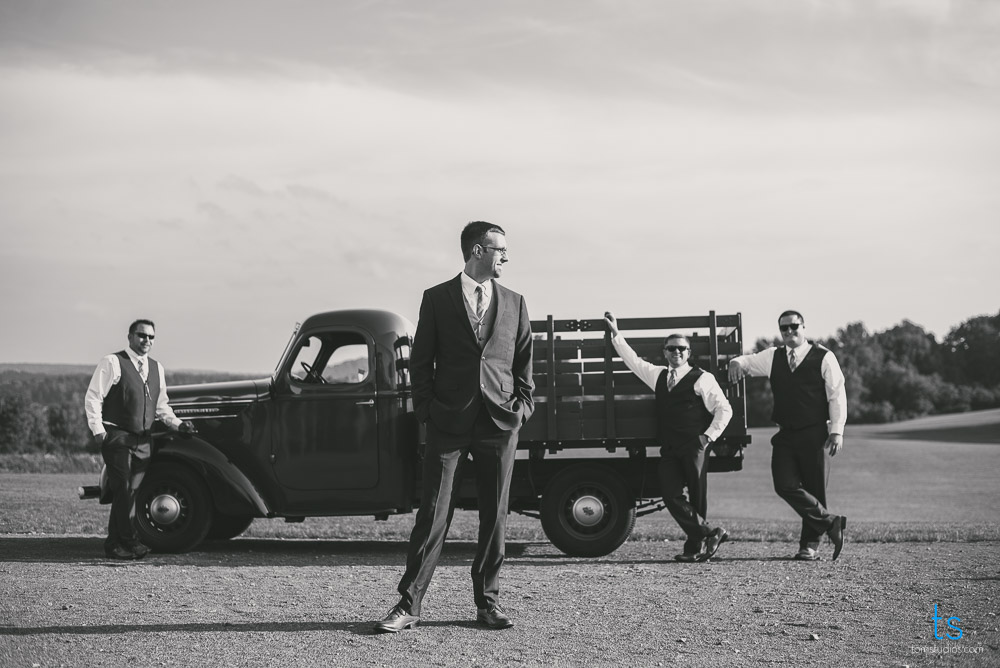 Annie and Darrick's Wedding at Hayloft on the Arch with Tom Studios