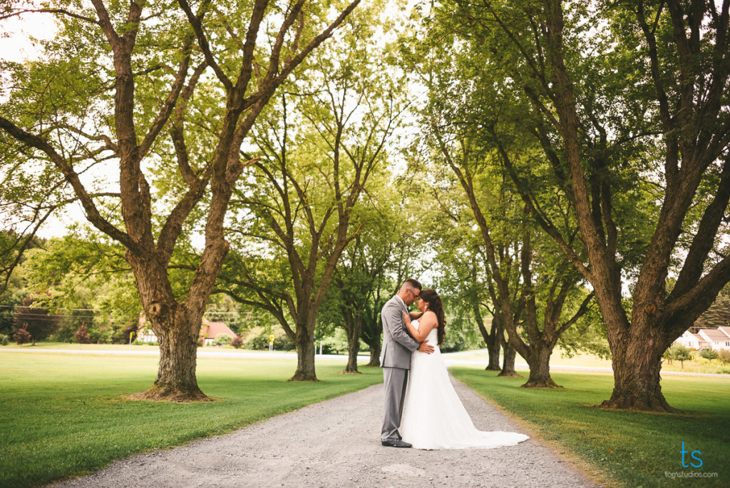 Audra and Eric wedding with Tom Studios