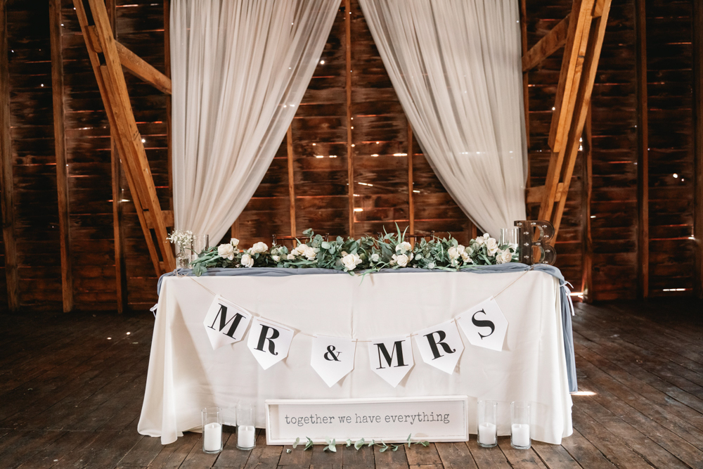 barn-wedding-inspiration-8