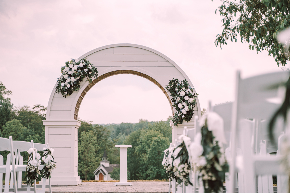 hayloft-on-the-arch-theme-5