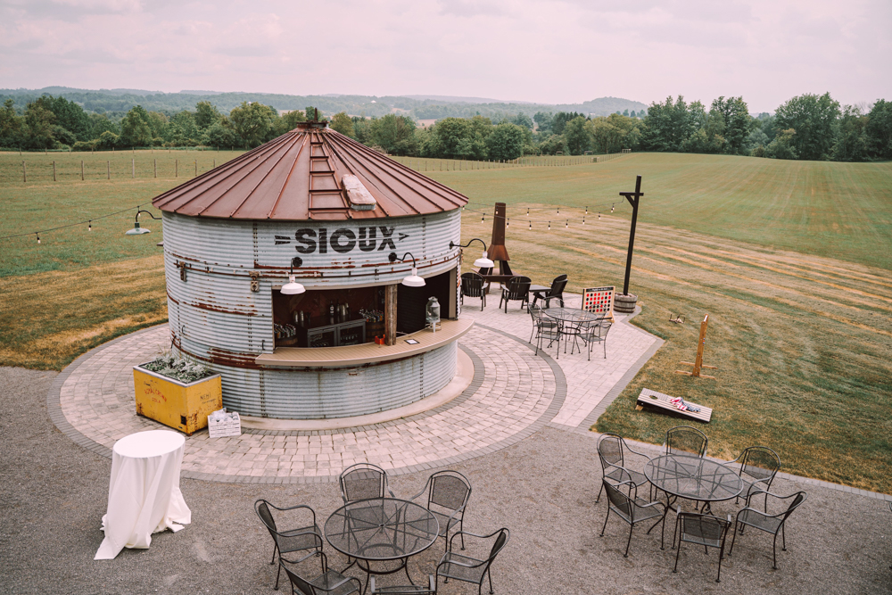 hayloft-on-the-arch-theme-6