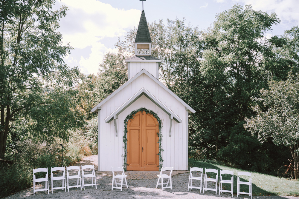 hayloft-on-the-arch-wedding-ideas-3