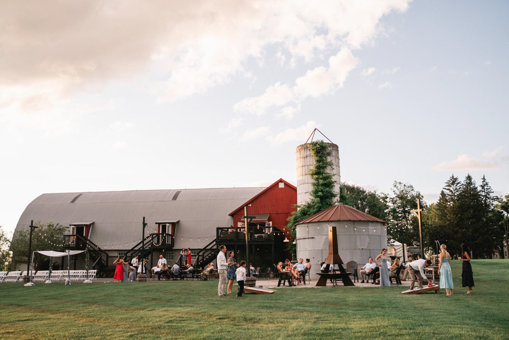 hayloft on the arch wedding