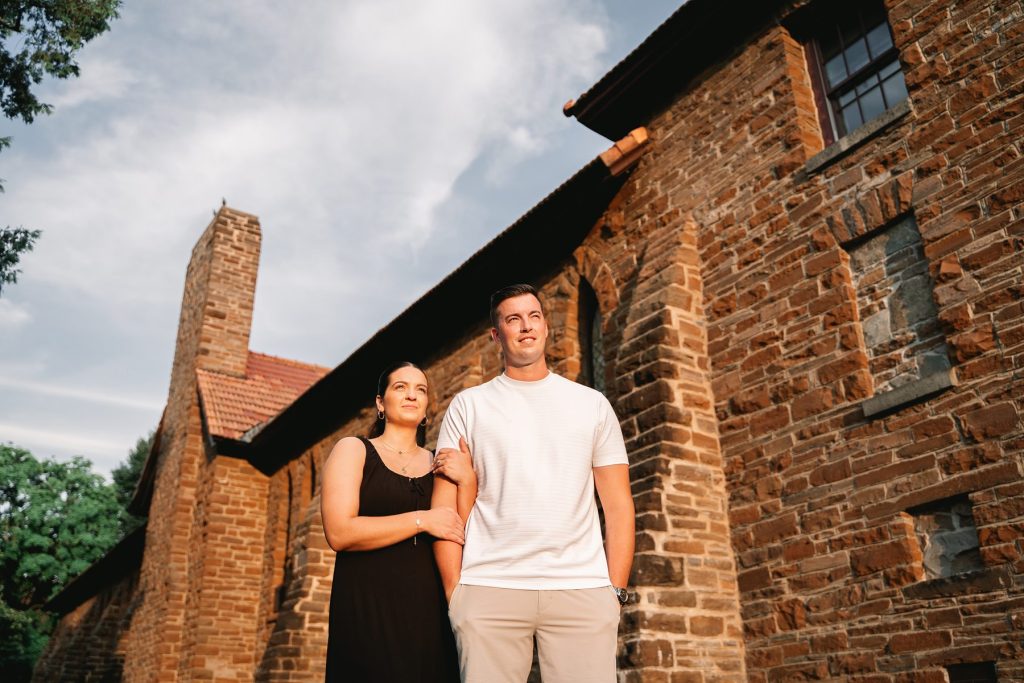 root glen engagement session shots