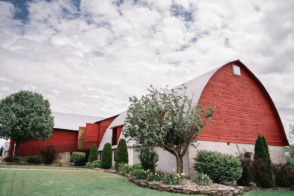 upstate ny barn wedding at hayloft on the arch