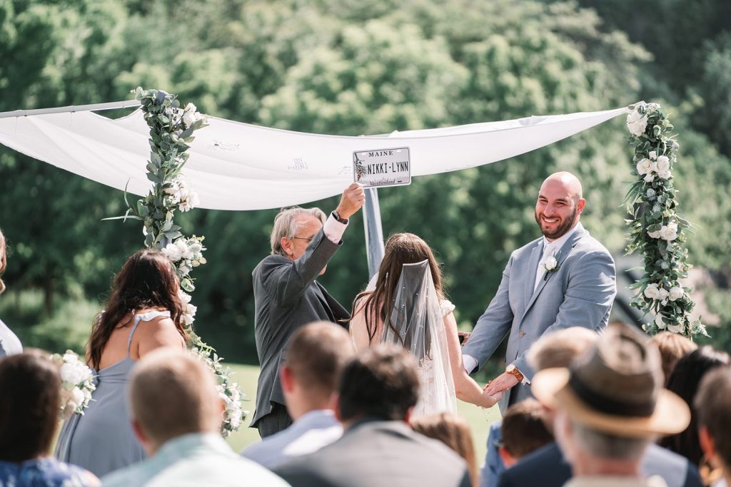 upstate ny barn wedding at hayloft on the arch