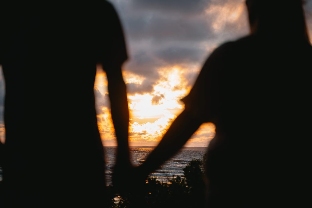 verona beach engagement session during sunset