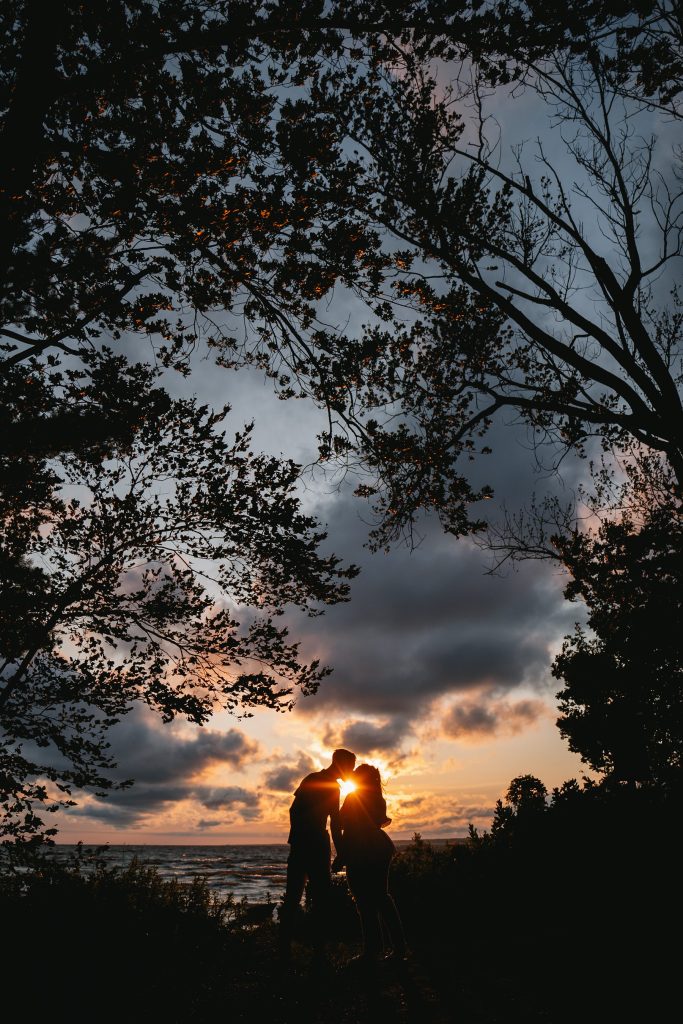 verona beach engagement session during sunset