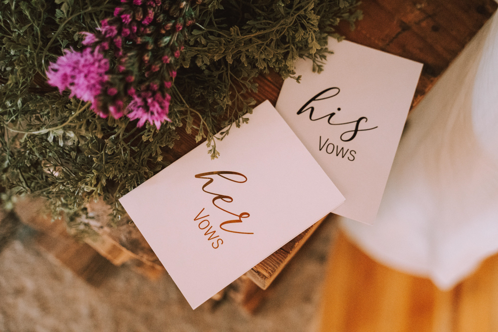 Kristen + Brad's Wolf Oak Acres Wedding Details