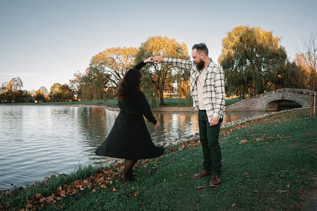 Syracuse Onondaga Park Engagement Session